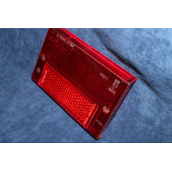 BETA MONTECARLO   PLASTICA CENTRALE ROSSA PER FANALINO POST. SX   ALTISSIMO