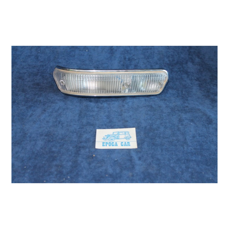 LANCIA 2000 SEDAN   FRONT RIGHT LIGHT   CARELLO