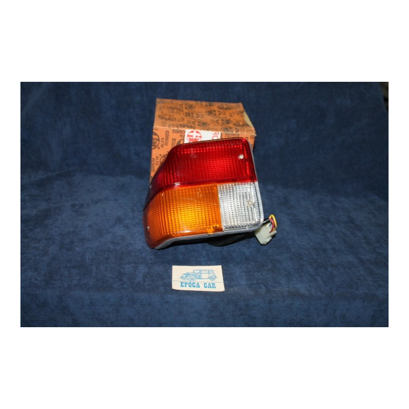 ALFASUD 1°S.   REAR LEFT TAIL LIGHT   CARELLO