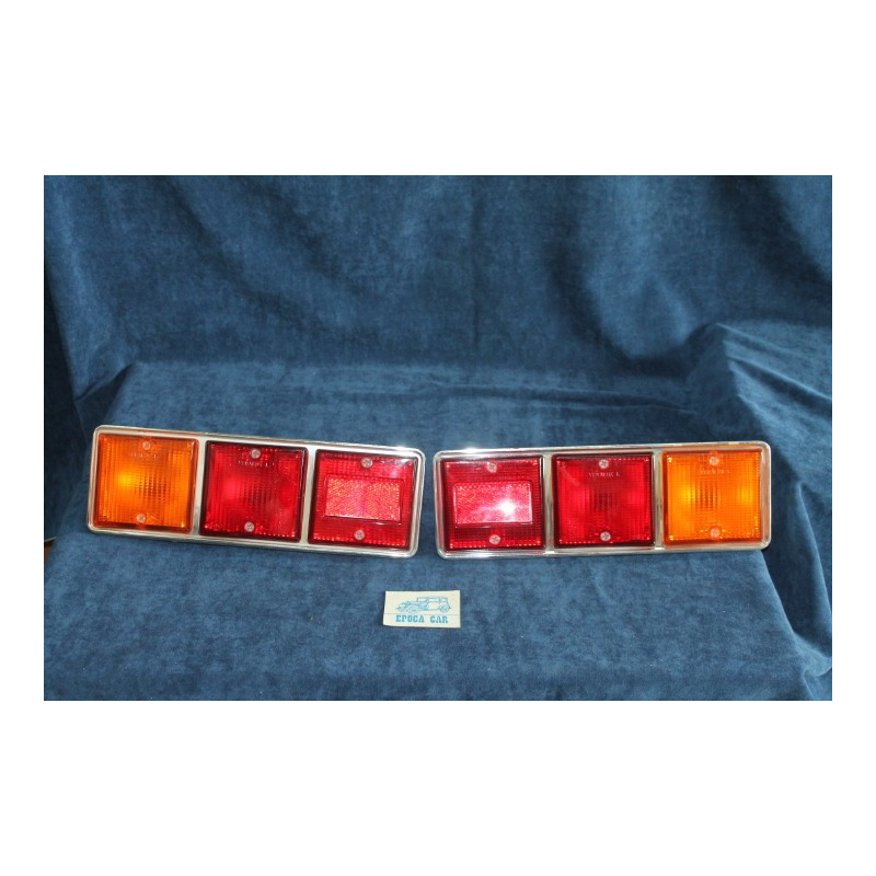 132 1°S.   PAIR REAR TAIL LIGHTS   ARIC ( LENSES VERALUX )