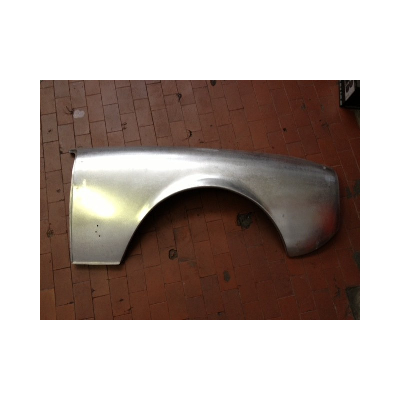 FRONT FENDER