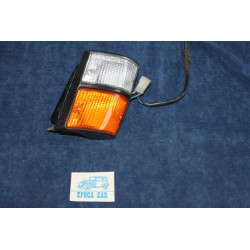 127 DIESEL UNTIL 1983  FRONT RIGHT LIGHT