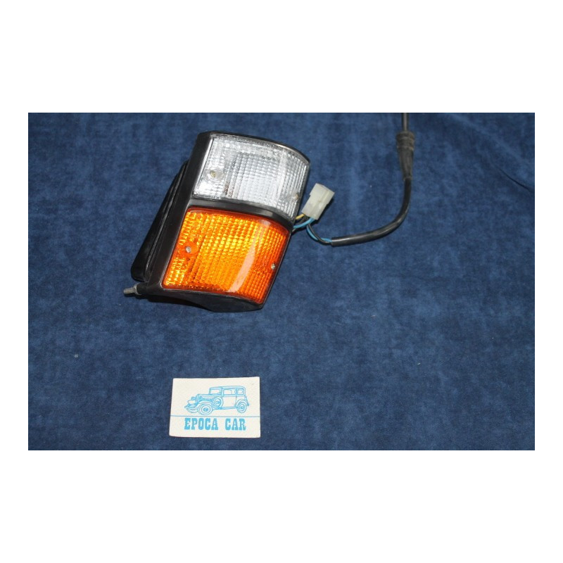 127 DIESEL UNTIL 1983  FRONT RIGHT LIGHT