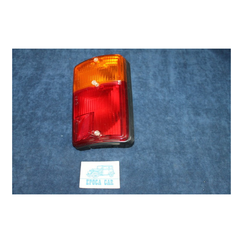 126 REAR RIGHT LIGHT   SIEM