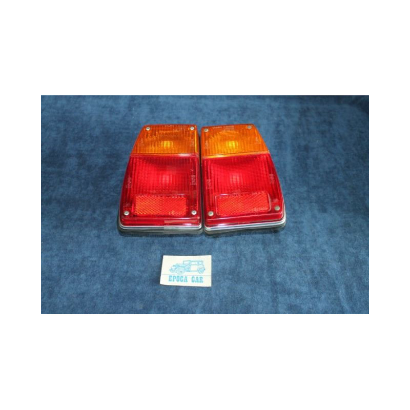 128 COUPE' SL  COPPIA FANALINI POST. (VITE IN PLASTICA)   STARS