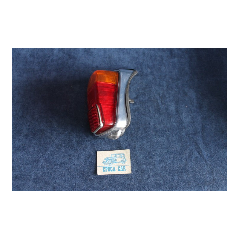 600 E  REAR RIGHT LIGHT (CHROME PLASTIC )   ALTISSIMO