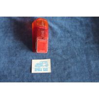 600 D - MULTIPLA  PLASTICA CON CATARIFRANGENTE PER FANALINO POST SX   CATALUX