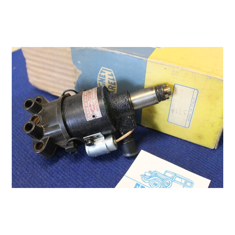 IGNITION DISTRIBUTOR  MAGNETI MARELLI S 77 A 