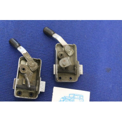 PAIR LATCHES  500 N D NOS NO MARKED SAFE
