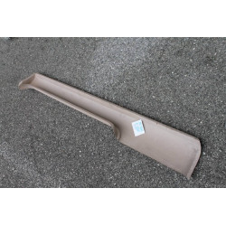 127 UNDER DOOR SILL LH