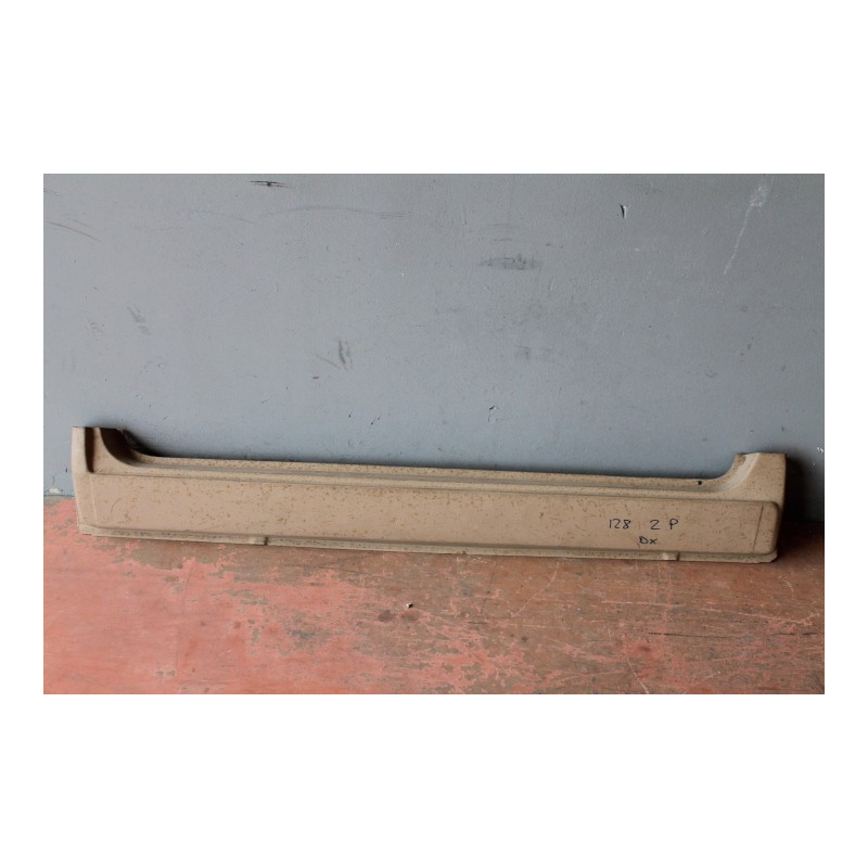 128 RALLY 2 DOORS  RIGHT DOOR-SILL
