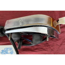 GT 1750 1°S.   COPPIA FANALINI ANT. CON GUARNIZIONI E PORTALAMPADE (ADATTATA)   CARELLO