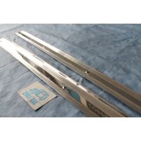 GIULIA GT COUPLE SILLBOARD USED 