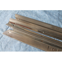 GIULIA GT COUPLE SILLBOARD USED 