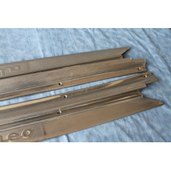 GIULIA GT COUPLE SILLBOARD USED 