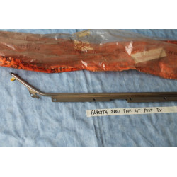 ALFETTA 2000 FIRST VERSION  PROFILO RASCHIAVETRO EXTERNAL REAR RH  116556004800
