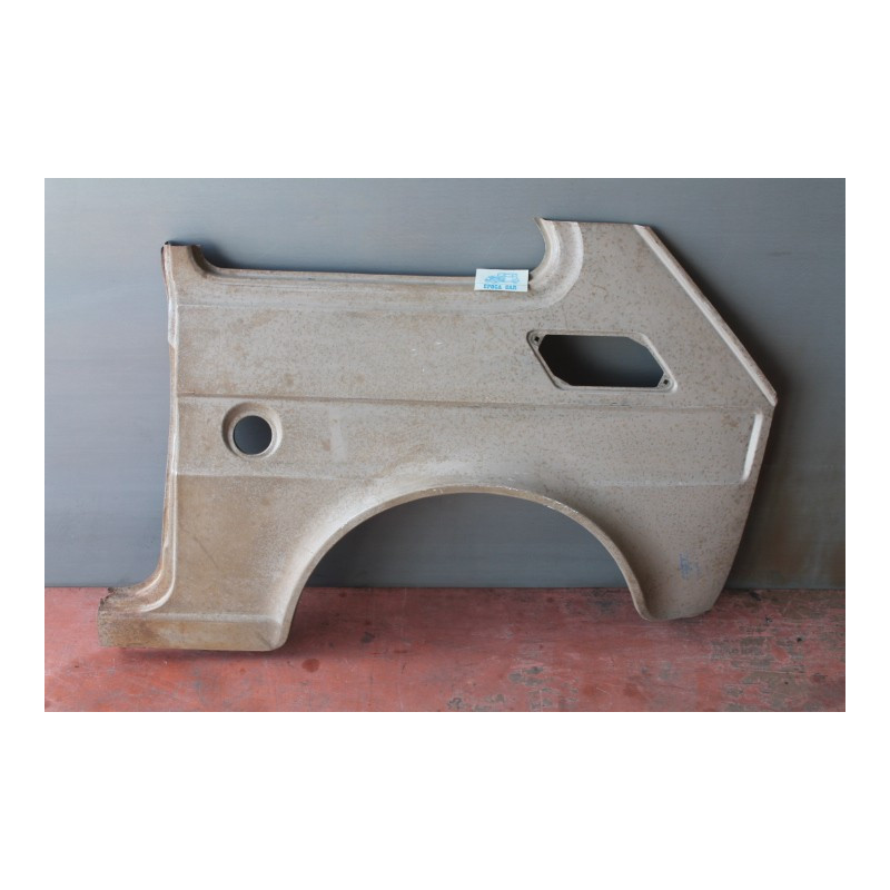 PARAFANGO POSTERIORE SX COD  5886175 CON DIFETTO