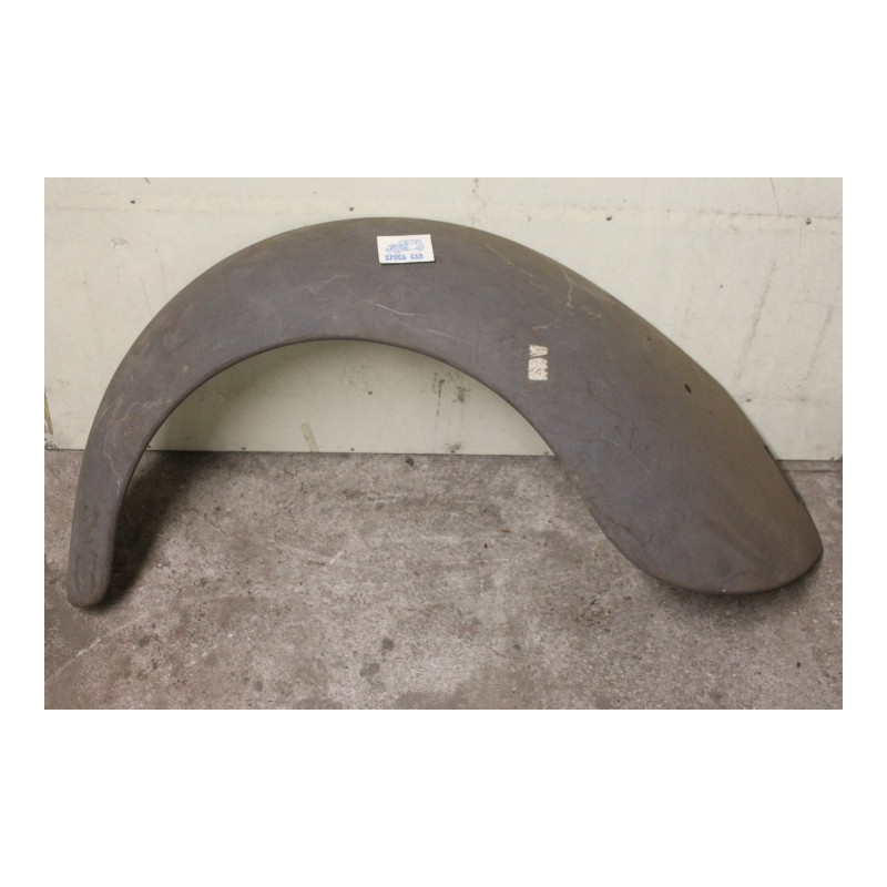 MAGGIOLINO 68/72'  REAR FENDER LH   NOS