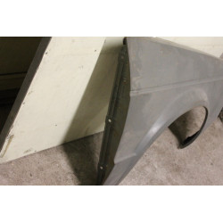 GOLF 1 SERIE FRONT FENDER RH  NOS 