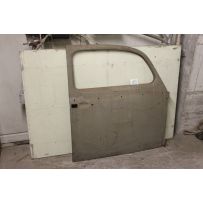 BEETLE  60/64' RIGHT DOOR NOS