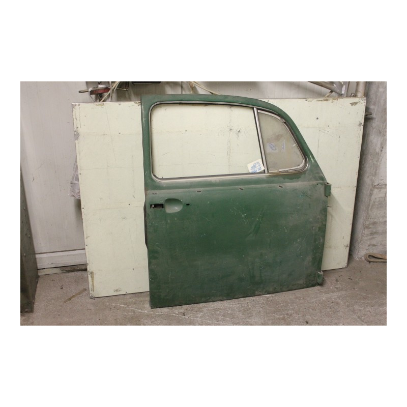 BEETLE 1967 USED RIGHT DOOR