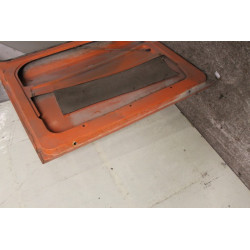 DYANE USED FRONT DOOR LH