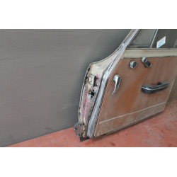 DOOR USED FRONT RIGHT RESTORED  ( 2  MODEL)