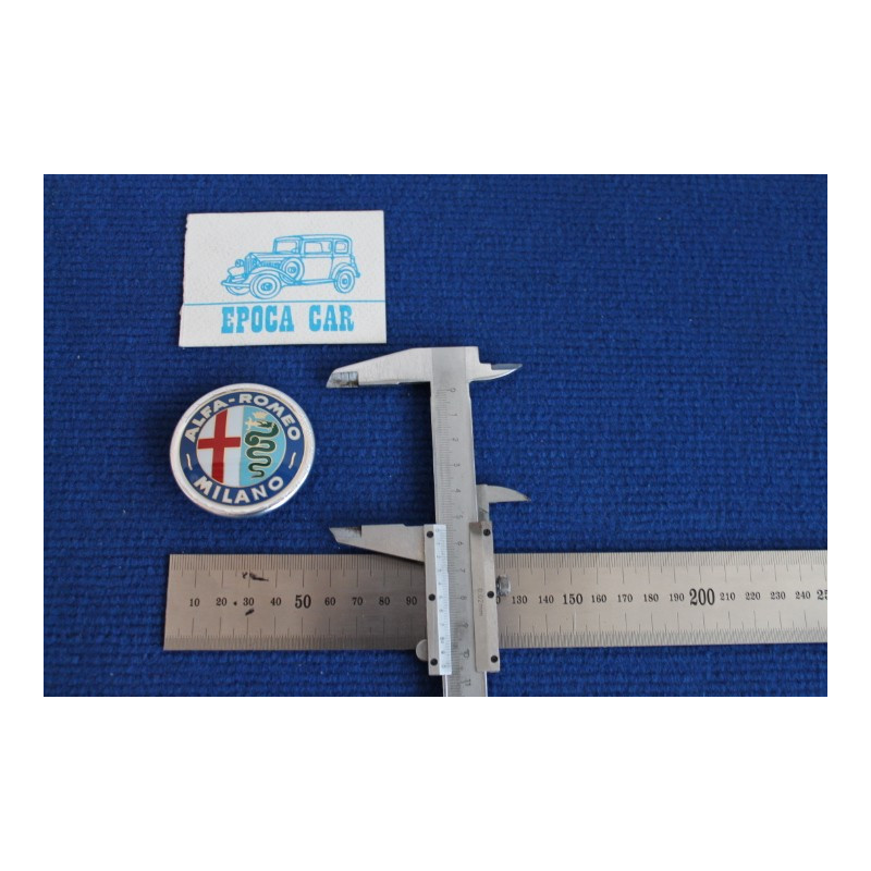 STEMMA "ALFA ROMEO MILANO" IN PLASTICA X GIULIA, GT, DUETTO, 2000 2600 TOURING DAL '60 AL '72