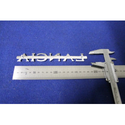 SCRITTA " LANCIA "   METALLO CROMATO