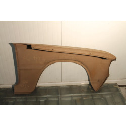 124  FRONT LEFT FENDER  4250424