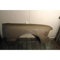 130 SEDAN RIGHT FRONT FENDER USED