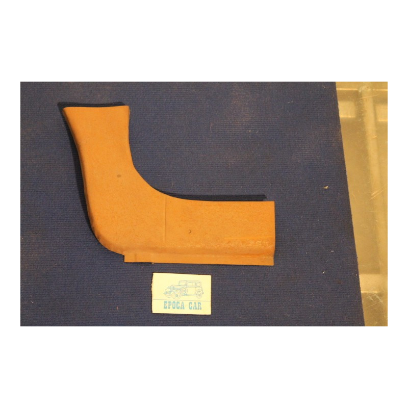 500  FRONT END OF UNDER DOOR PANEL