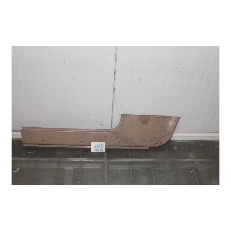 500 D   HALF LEFT DOOR-SILL