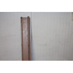1100 R  RIGHT DOOR/SILL