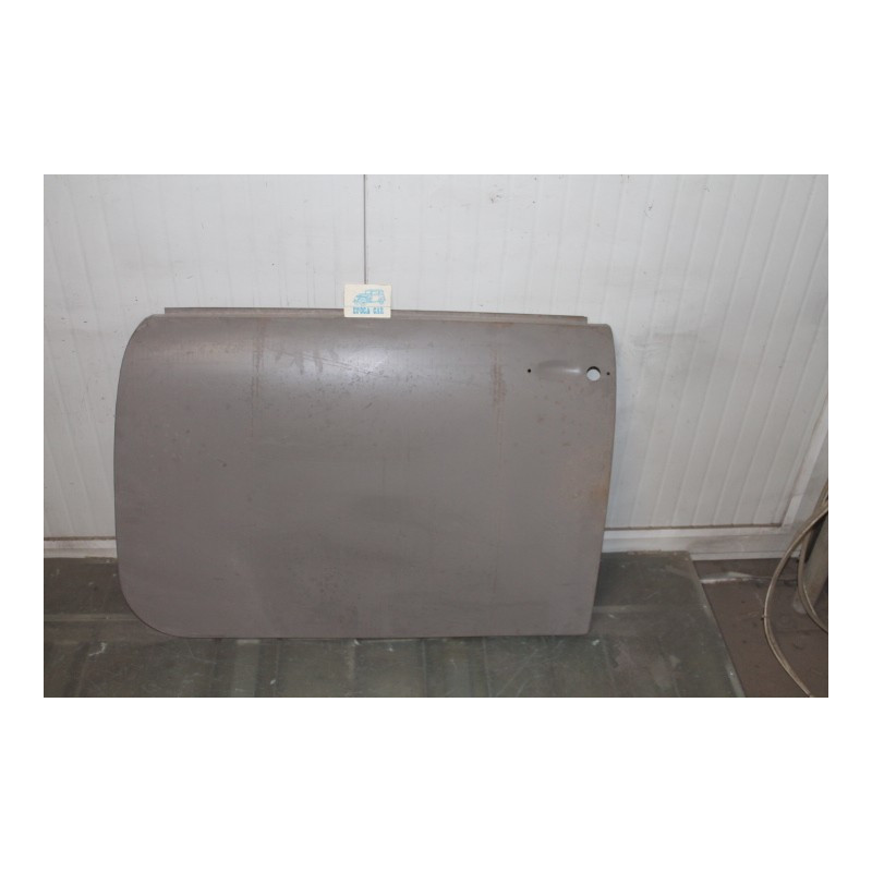 1100 D  LEFT FRONT DOOR (SKIN ONLY)