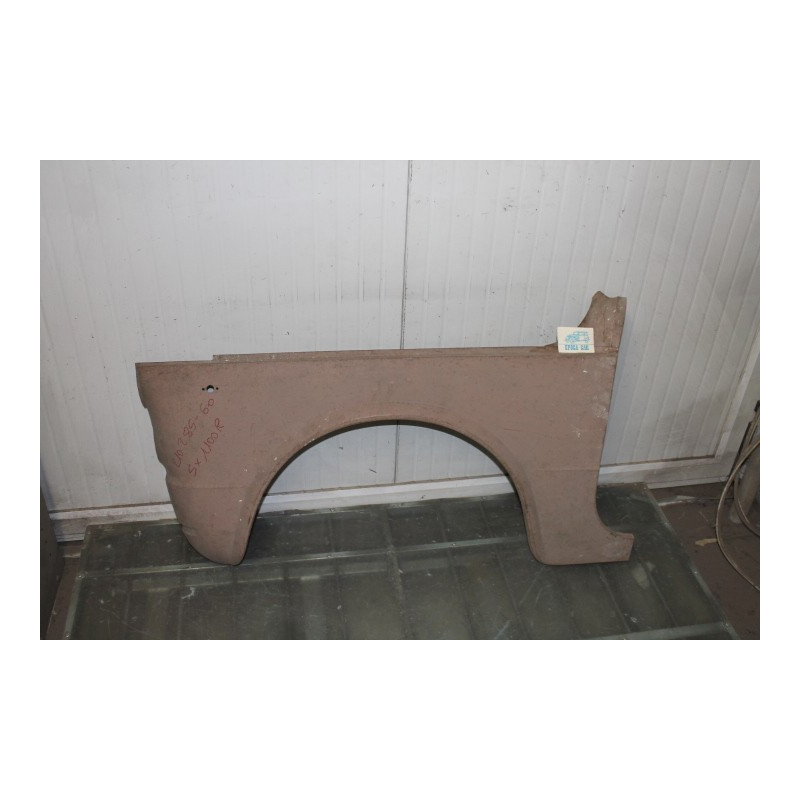 1100 R  PARAFANGO ANTERIORE SX  RIF. 4142838