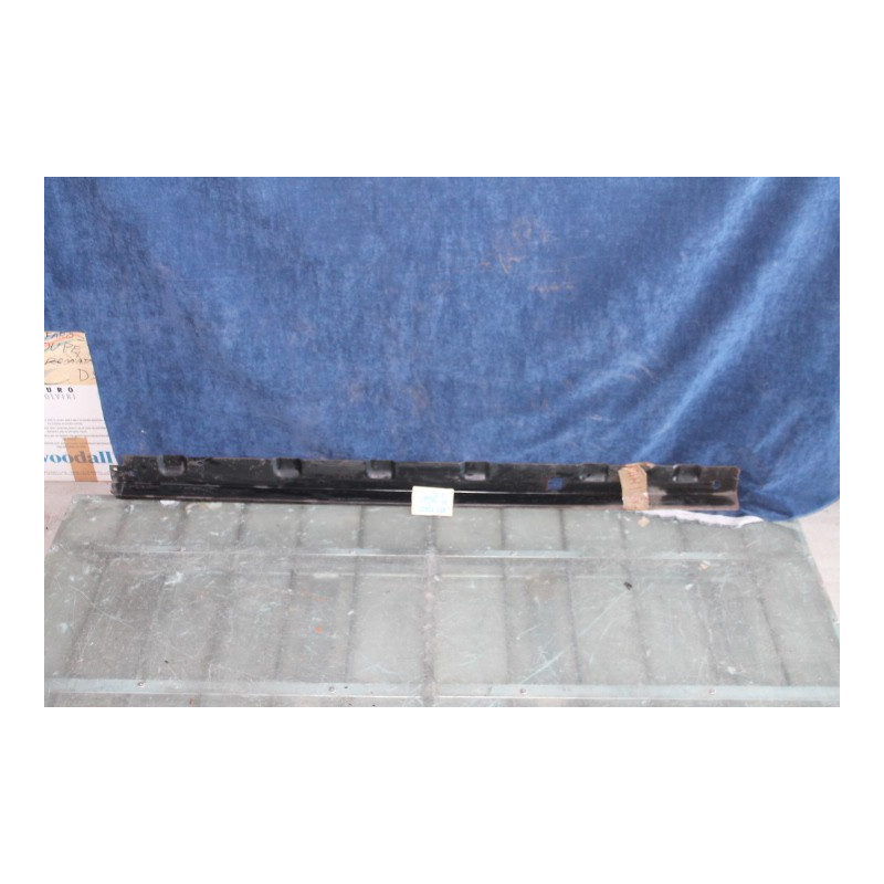 MINI ?     LEFT INSIDE DOOR-SILL ?