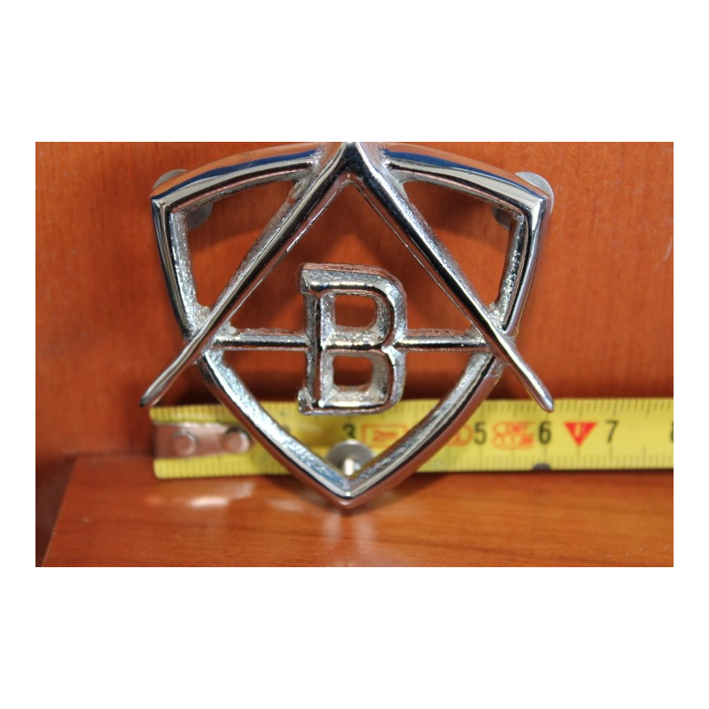 CHROME EMBLEM "B"