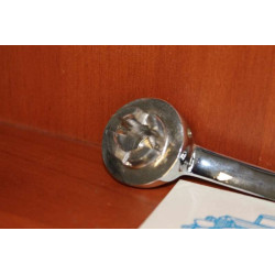 MANIGLIA APRIPORTA INTERNA (foro a croce)