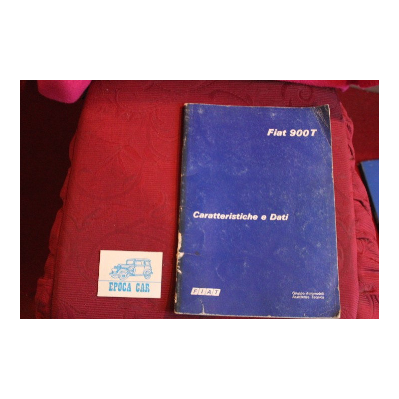 900 T      CARATTERISTICHE E DATI (1976) discreto stato (copertina un pò rovinata)