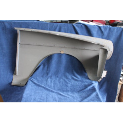 A 40 S   ORIGINAL  LEFT FRONT FENDER   332531 (A LITTLE DENT) 